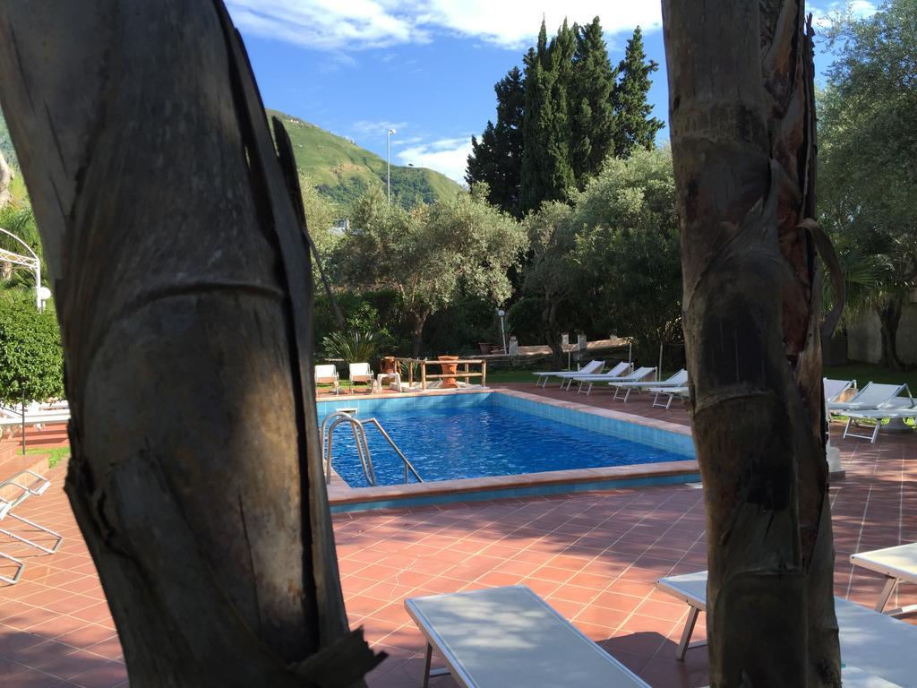 Hotel Villa Al Parco Forio di Ischia Εξωτερικό φωτογραφία